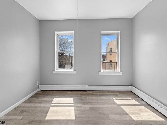 5th image of 101 Burgess Pl APT 2