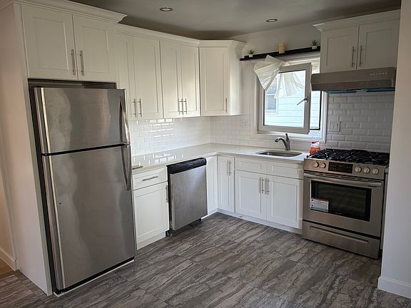 2nd image of 14738 22nd Ave #2