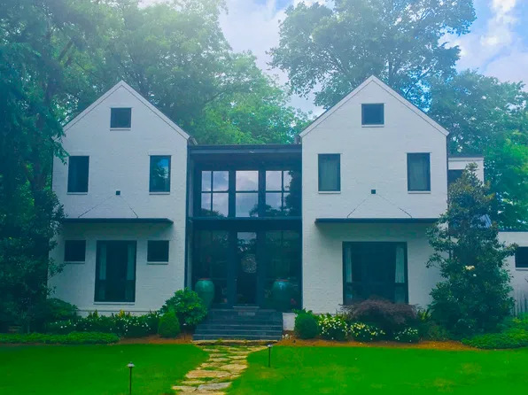 107 Avent St, Oxford, MS 38655