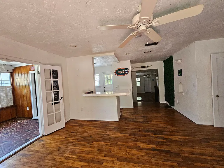 1822 NW 6th Ave — Photo 11