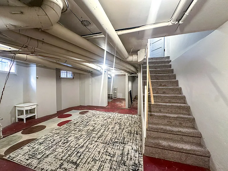 315 N Lincoln St — Photo 38