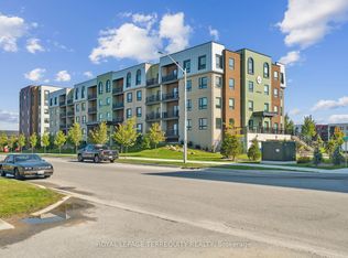 6 Spice Way #102, Barrie, ON L9J 0J9