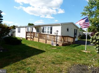 649 Walnut St, Red Hill, PA 18076