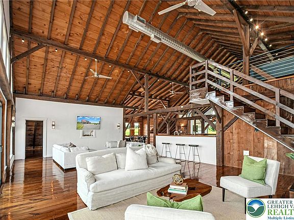 9th image of this home