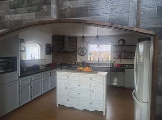 298 Grace Baptist Dr, Hayesville, NC 28904