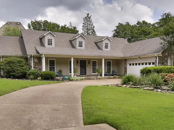 2848 Old Elm Ln, Germantown, TN 38138