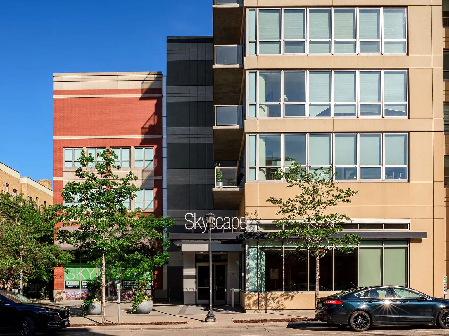 1 bed, 750 sqft, $1,900 — Photo 1