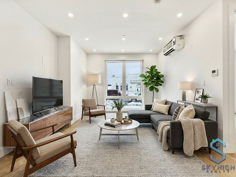 1st image of 1698 Pacific St #1G