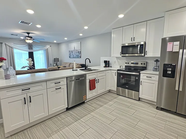 12046 Tetzel Ave — Photo 7