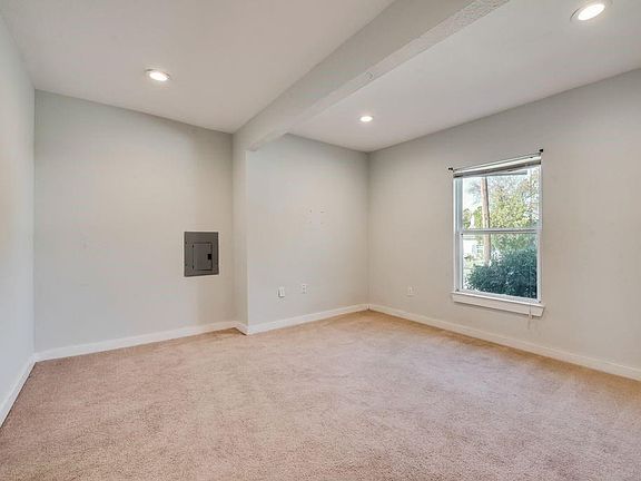 3rd image of 2738 W Brooklyn Ave
