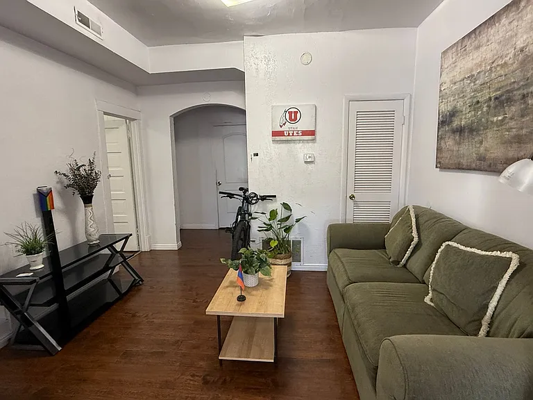 1141 E 500 S — Photo 11