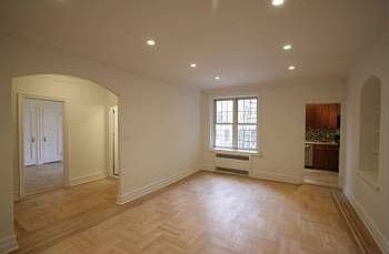 1st image of 140 8th Ave #94