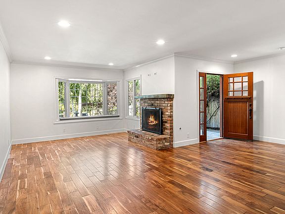 5th image of 2740 San Marcos Ave