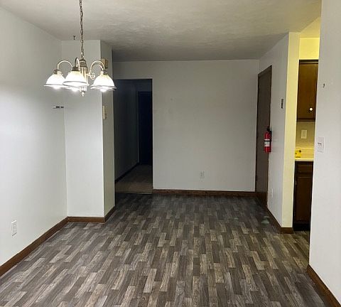 3rd image of 628 Garrison Ave APT E-1
