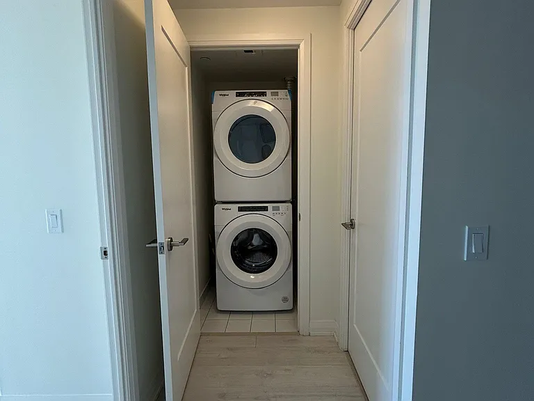 27 Korda Gate #408 — Photo 11