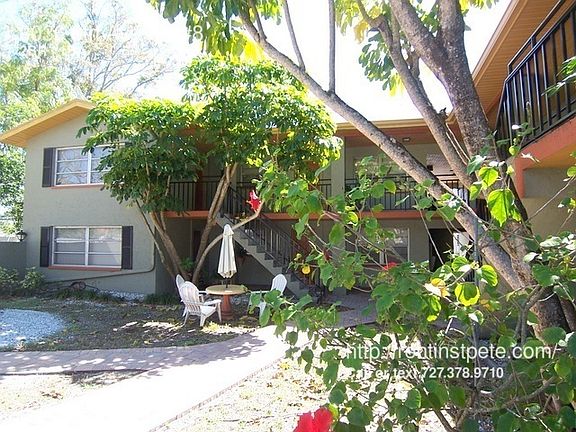 3rd image of 3036 6th Ave N APT 8