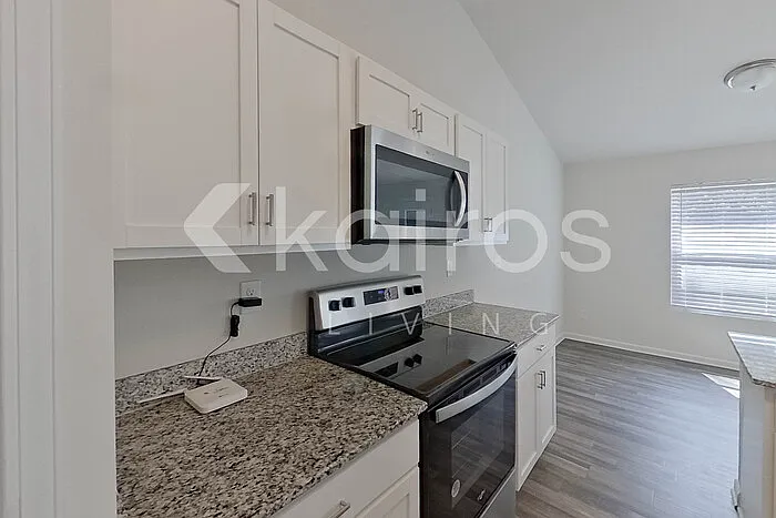 1151 Silvertrace Dr — Photo 6
