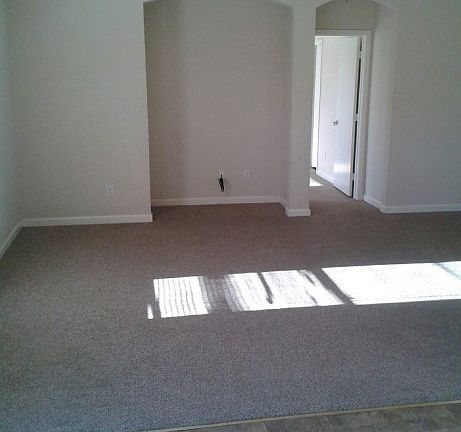 2nd image of 1623 Emily Ln