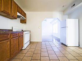 7120 S East End