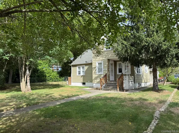 443 N Country, Sound Beach, NY 11789