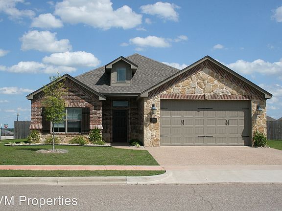 2nd image of 3101 Silver Saddle Dr