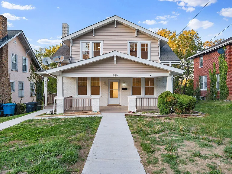 520 Riverland Rd SE — Photo 1