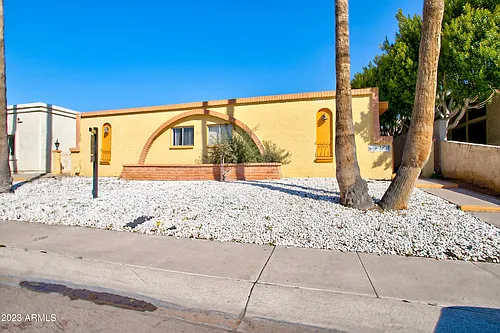 7850 E Glenrosa Ave #1 Photo 1