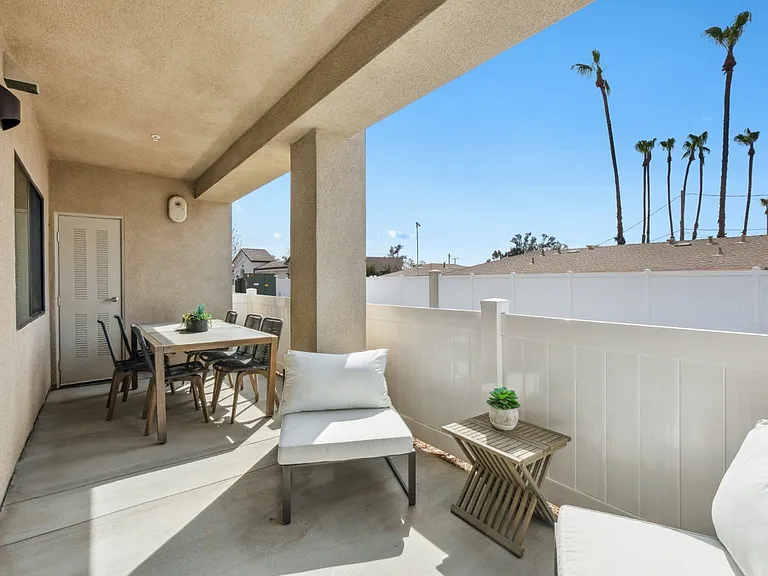 Altitude Apartments — Photo 24