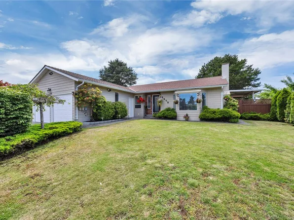 6279 Blueback Rd, Nanaimo, BC V9V 1A9