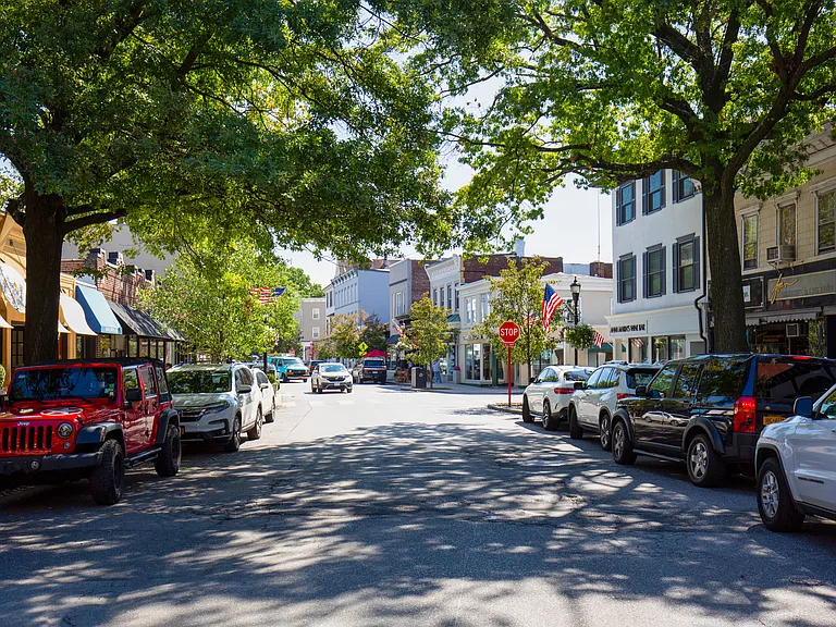 36 Dearborn Ave — Photo 25