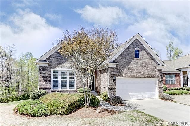 1st image of 15346 Legend Oaks Ct