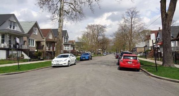 2nd image of 6759 S Winchester Ave