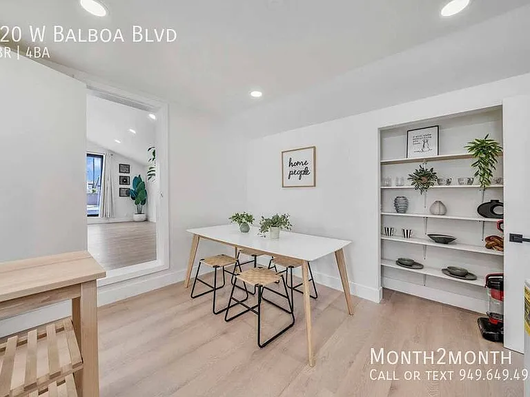 920 W Balboa Blvd — Photo 31