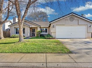 858 Retriever Way, Galt, CA