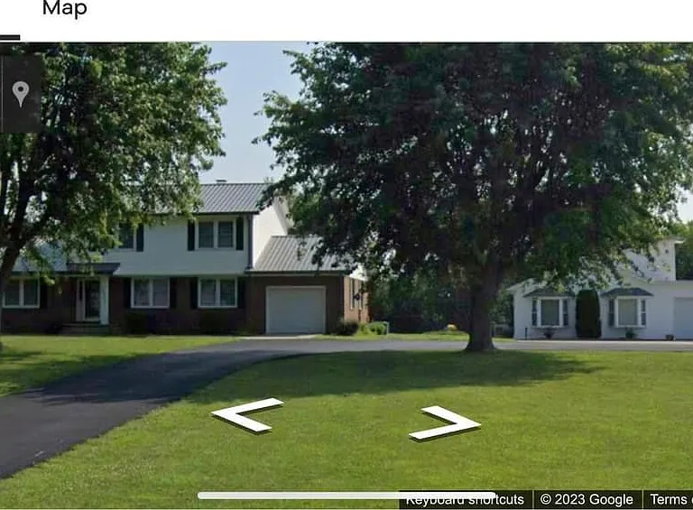 3922 Austin Tracy Rd — Photo 2