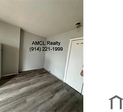 1st image of 160 Willow St APT 4FS