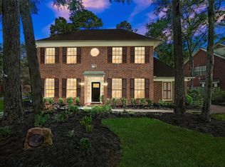 2 Golden Pl, Spring, TX 77381