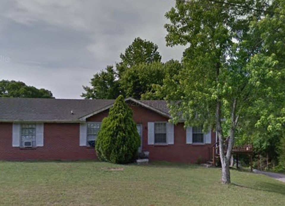1st image of 656 Chesterfield Cir