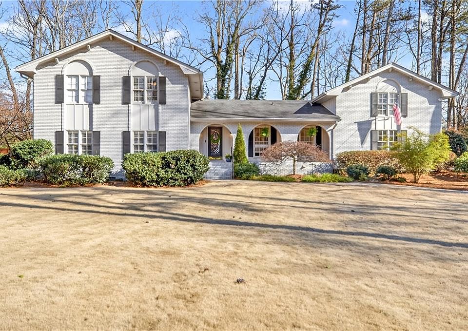 1st image of 4979 Vernon Oaks Dr