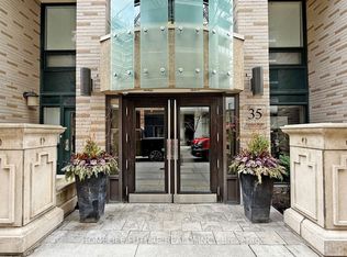 35 Hayden St #207, Toronto, ON M4Y 3C3