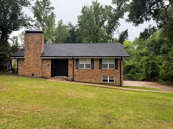 12391 Pioneer Dr, Tyler, TX 75704