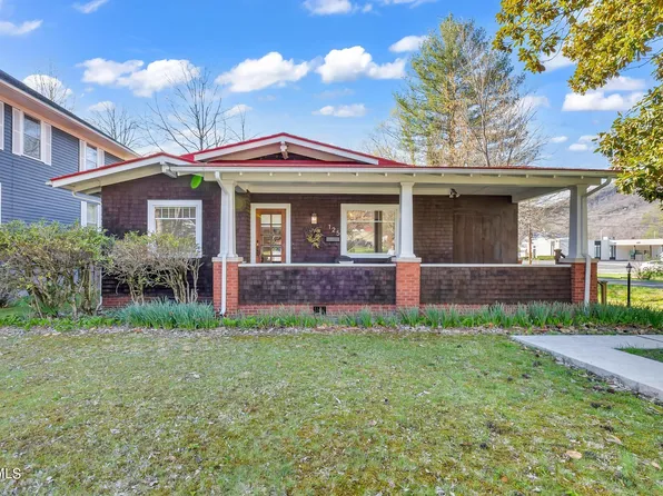 125 Clinton Ave E, Big Stone Gap, VA 24219