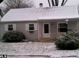 29145 Van Riper St, Flat Rock, MI 48134