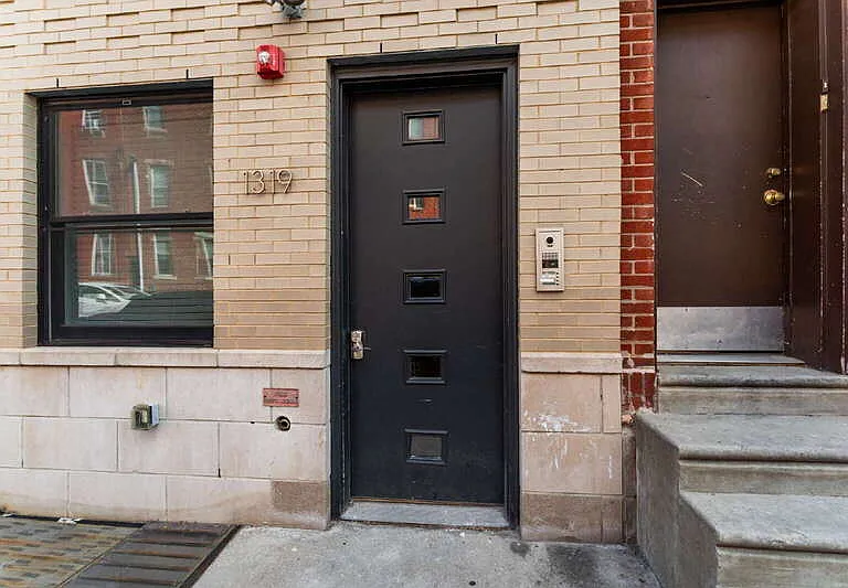 1319 N 6th St #2F — Photo 31