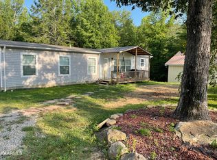 1994 Hurricane Rd, Huntsville, TN 37756