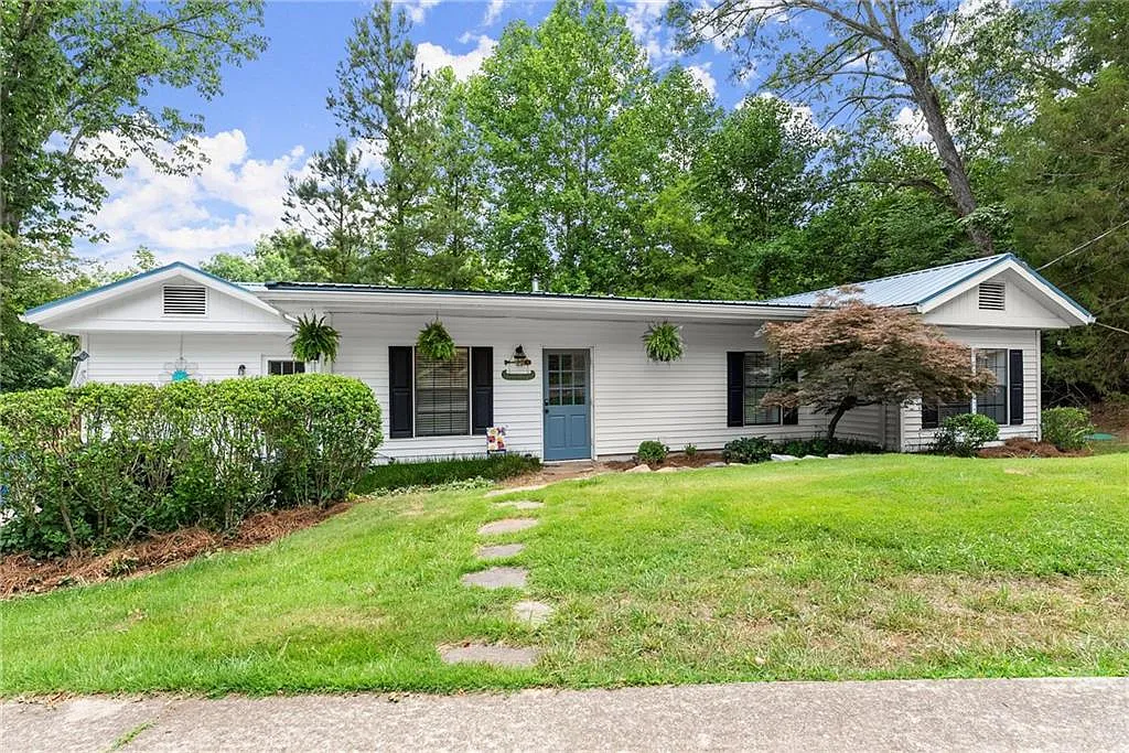5252 Trudy Cir photo 1