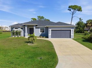 17 Pine Valley Ln, Rotonda West, FL 33947