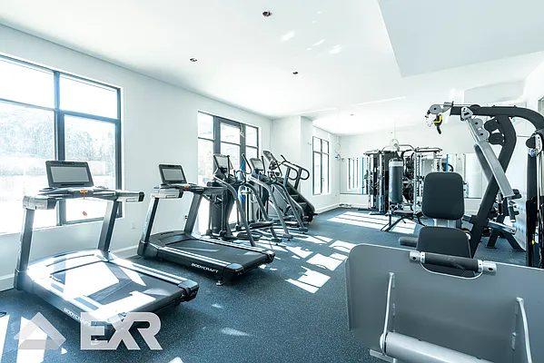 Rented by EXR | media 11