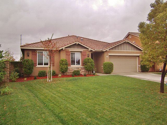 1st image of 26815 N Bay Ln