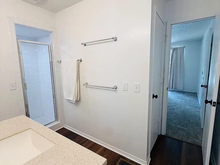 4 Chandler Ln — Photo 31